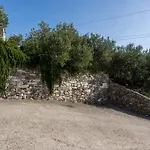 Vila Ela *